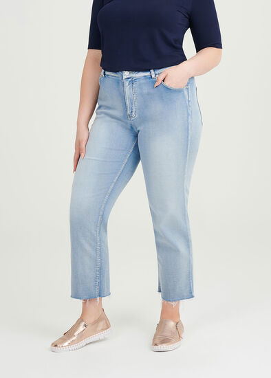 Plus Size Relaxed Straight Leg Jean