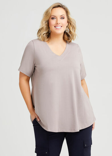 Plus Size Organic V-neck Swing Basic Tee