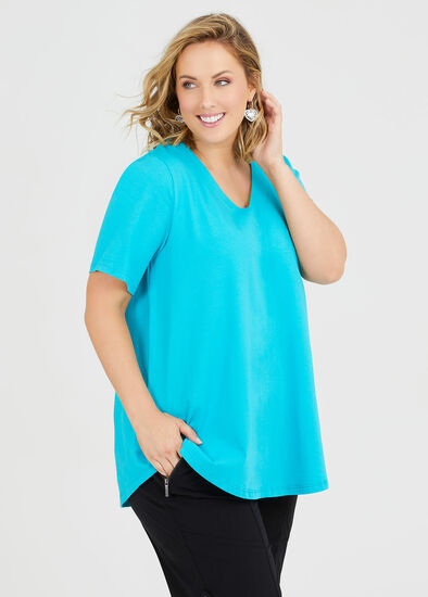 Plus Size Organic V-neck Swing Basic Tee