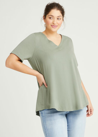 Plus Size Organic V-neck Swing Basic Tee