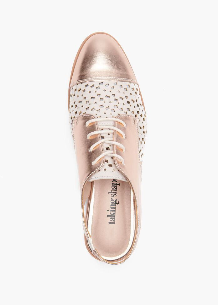 Bloomin Beautiful Brogue, , hi-res