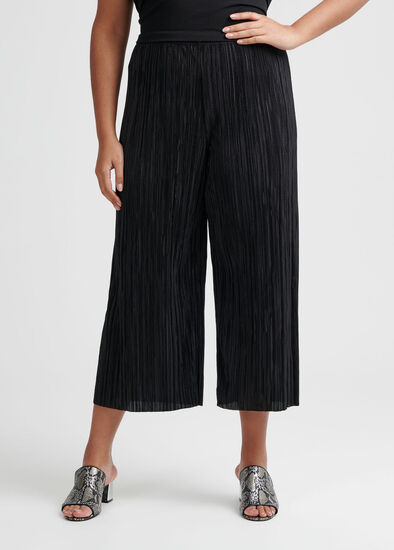 Plus Size Pretty Pleat Crop Pant